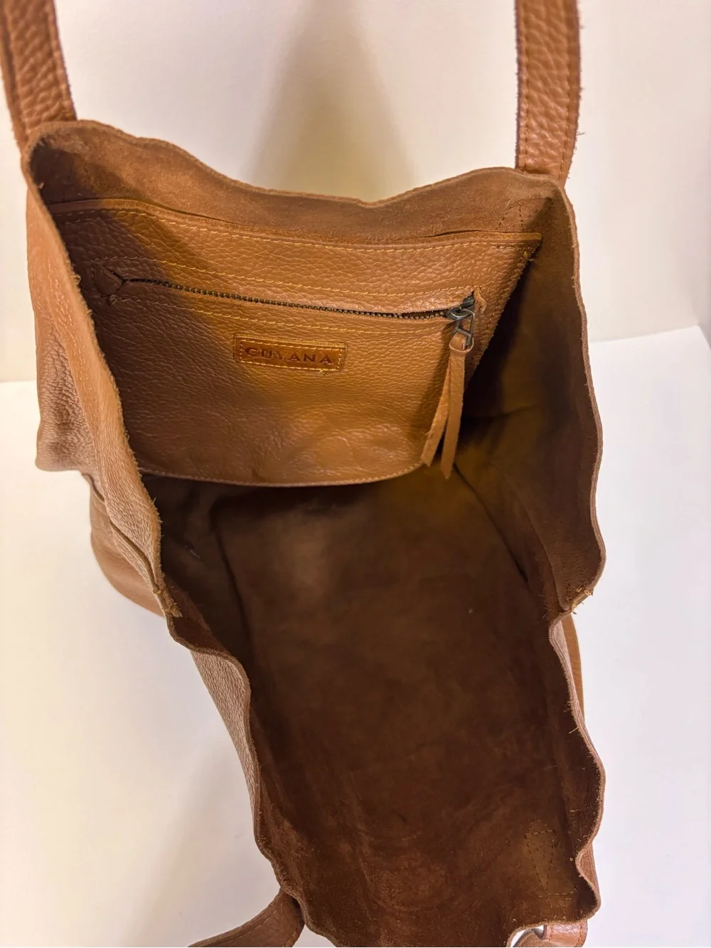 Cuyana Cognac Leather Tote - Classic Brown TMS initials